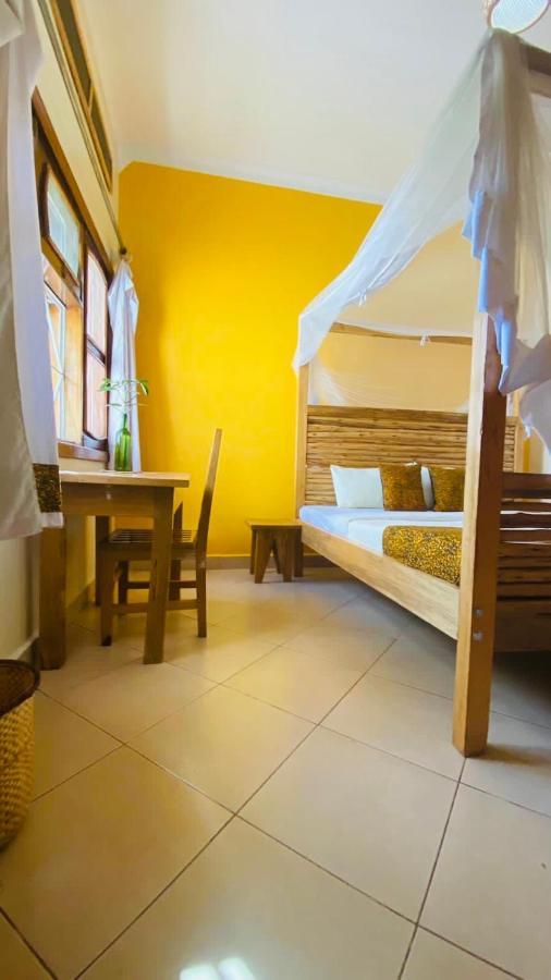 Bed and Breakfast Buutu Nest Jinja Esterno foto